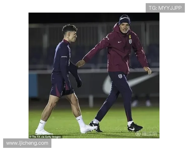 图赫尔亲临足总杯考察球员